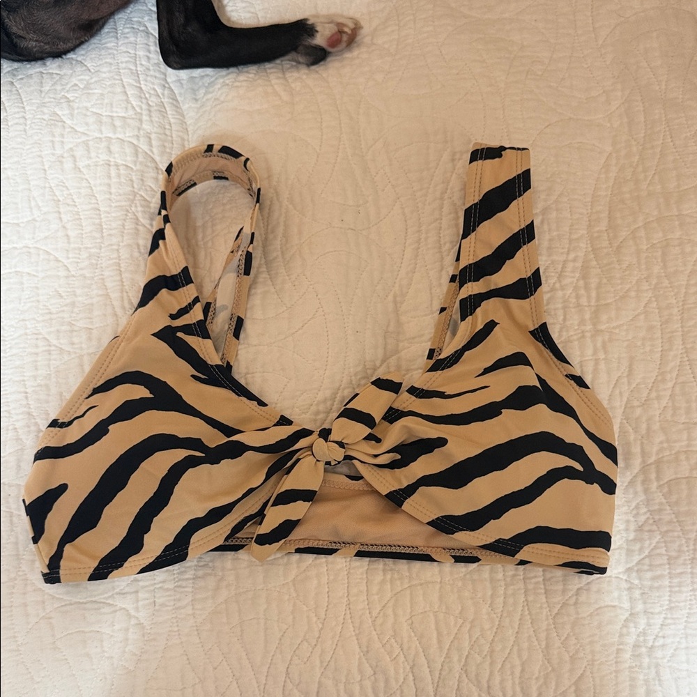 Stylish Zebra Print Bikini Top